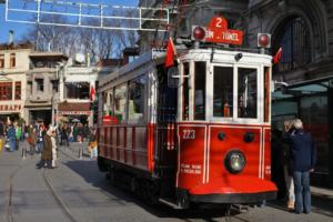 alte Straßenbahn 