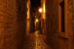 nachts in den Gassen von Trogir 