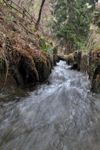 Wasserrauschen im Leitenwaal