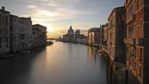 Sonnenaufgang von der Accademia-Brücke          