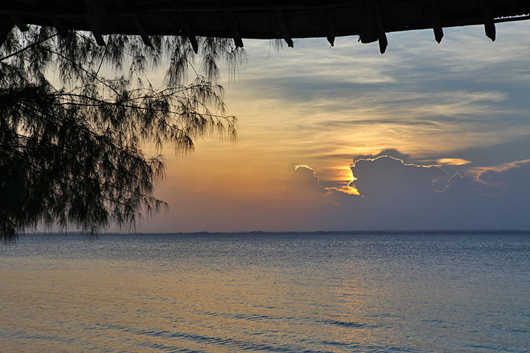 Sonnenuntergang auf Sansibar, Michamvi Sunset Bay