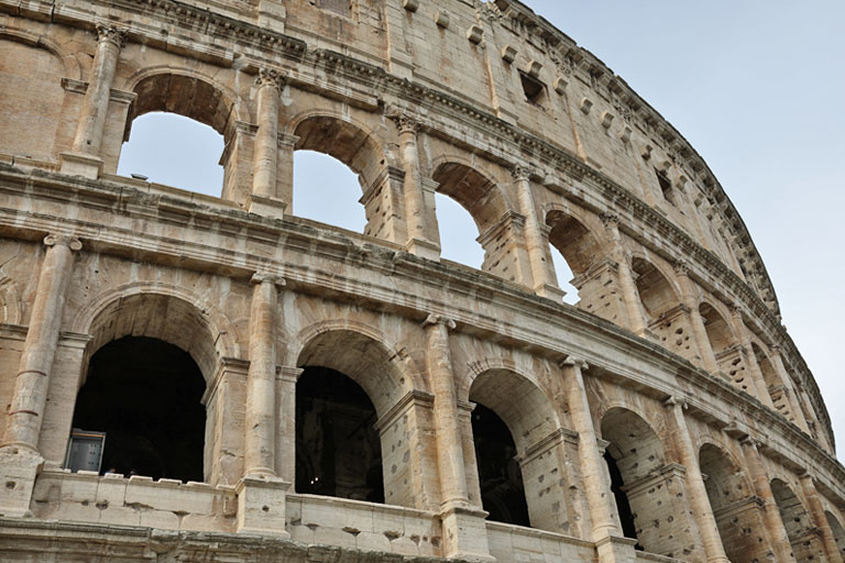 kolossales kolosseum, rom im november 2021
