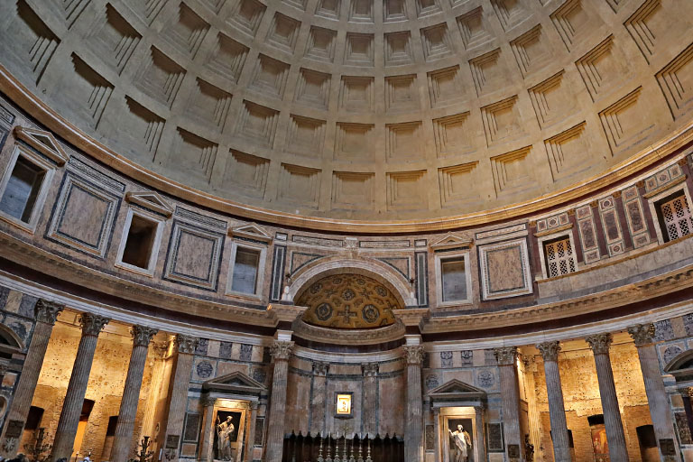 innenansicht des pantheons, rom im november 2021