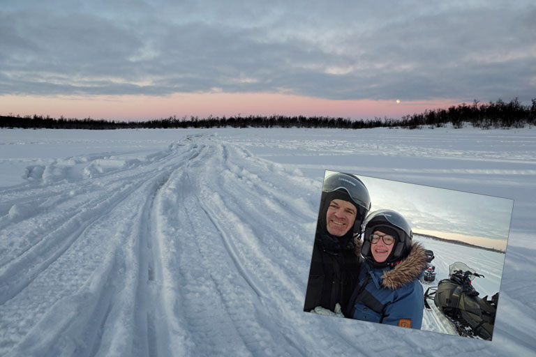 mit dem motorschlitten unterwegs, kiruna, schweden, dezember 2021