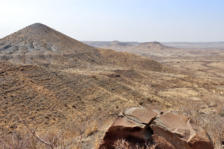 aussicht benhardt's trail auf mount d'urban, namibia, oktober 2022