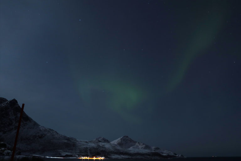nordlicht in der nähe von tromsø, norwegen, dezember 2023