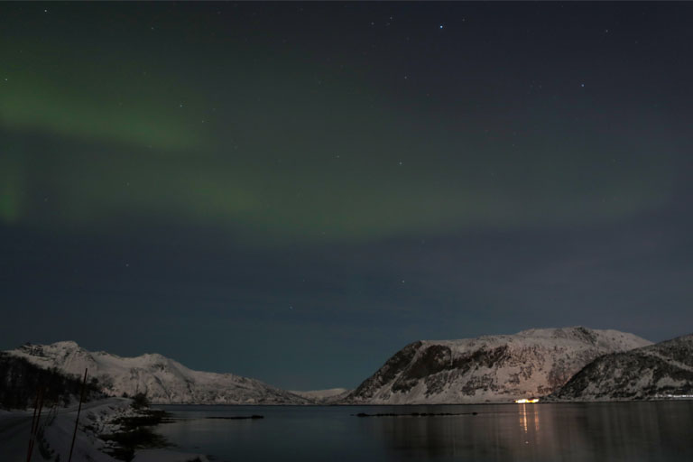 nordlicht in der nähe von tromsø, norwegen, dezember 2023