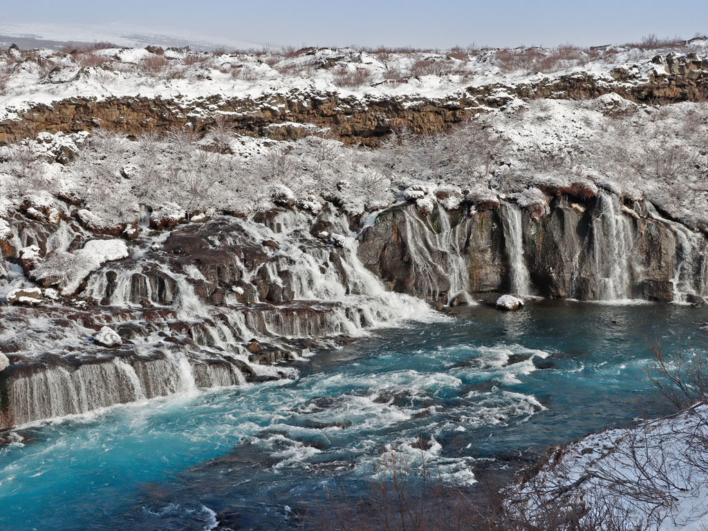 hraunfossar, island, märz 2024