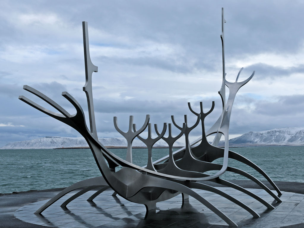 sun voyager skulptur, reykjavik, island, märz 2024