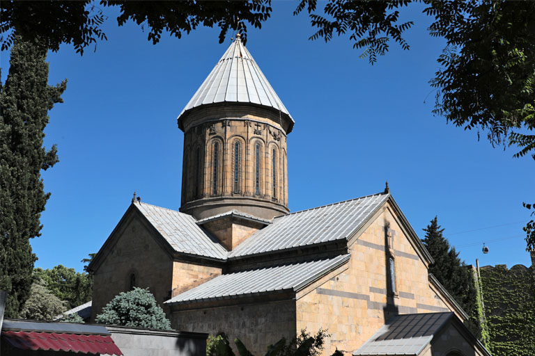 sioni-kathedrale in tiflis, tbilisi, georgien im mai 2024