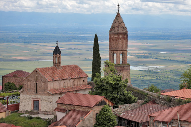 blick über sighnaghi, georgien, mai 2024