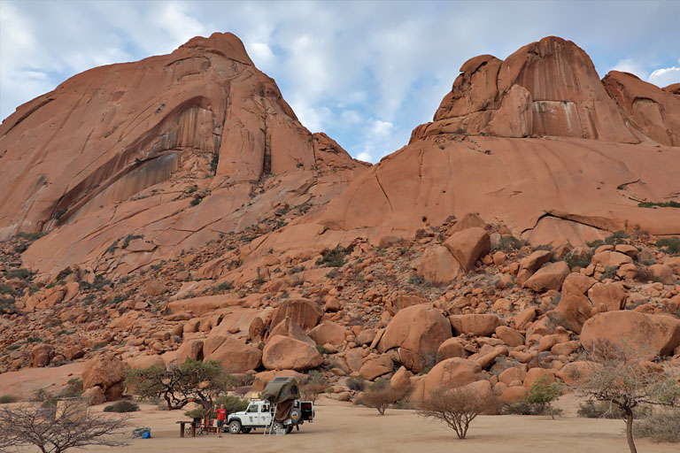 camping an der spitzkoppe, namibia, september 2024