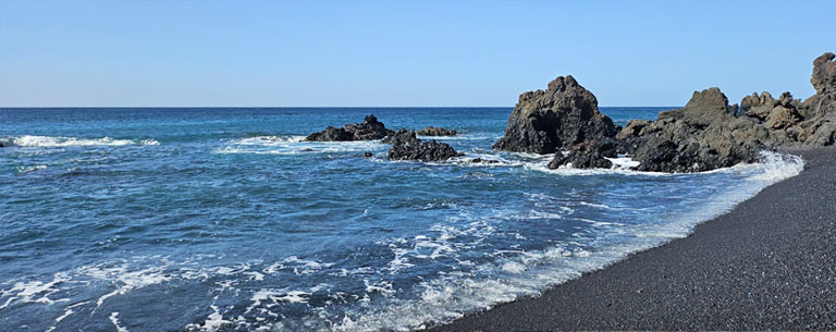 playa de montaña bermeja, lanzarote, dezember 2024