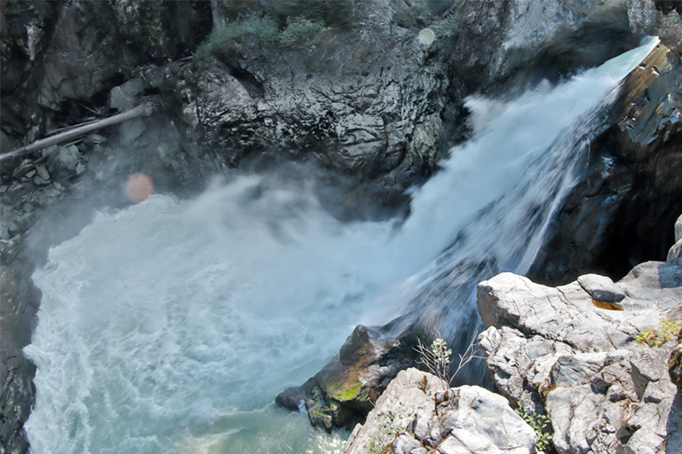 nairn falls, kanada, september 2025