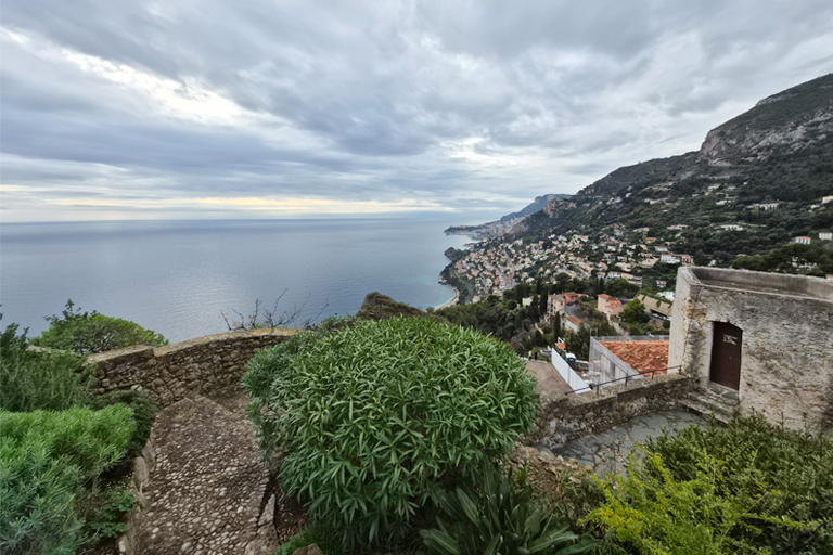 ausblick vom château de roquebrune, frankreich, dezember 2025