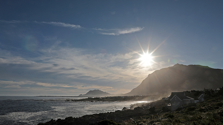 sonnenuntergang in betty's bay, südafrika, märz 2026