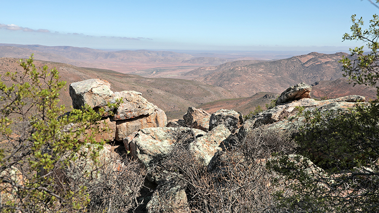 weitblick beim wandern, naries namakwa, südafrika, april 2026