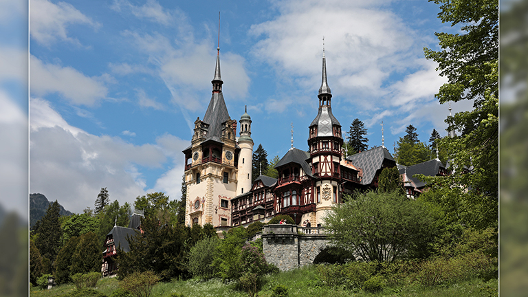 außenansicht schloss peleş, rumänien, mai 2026
